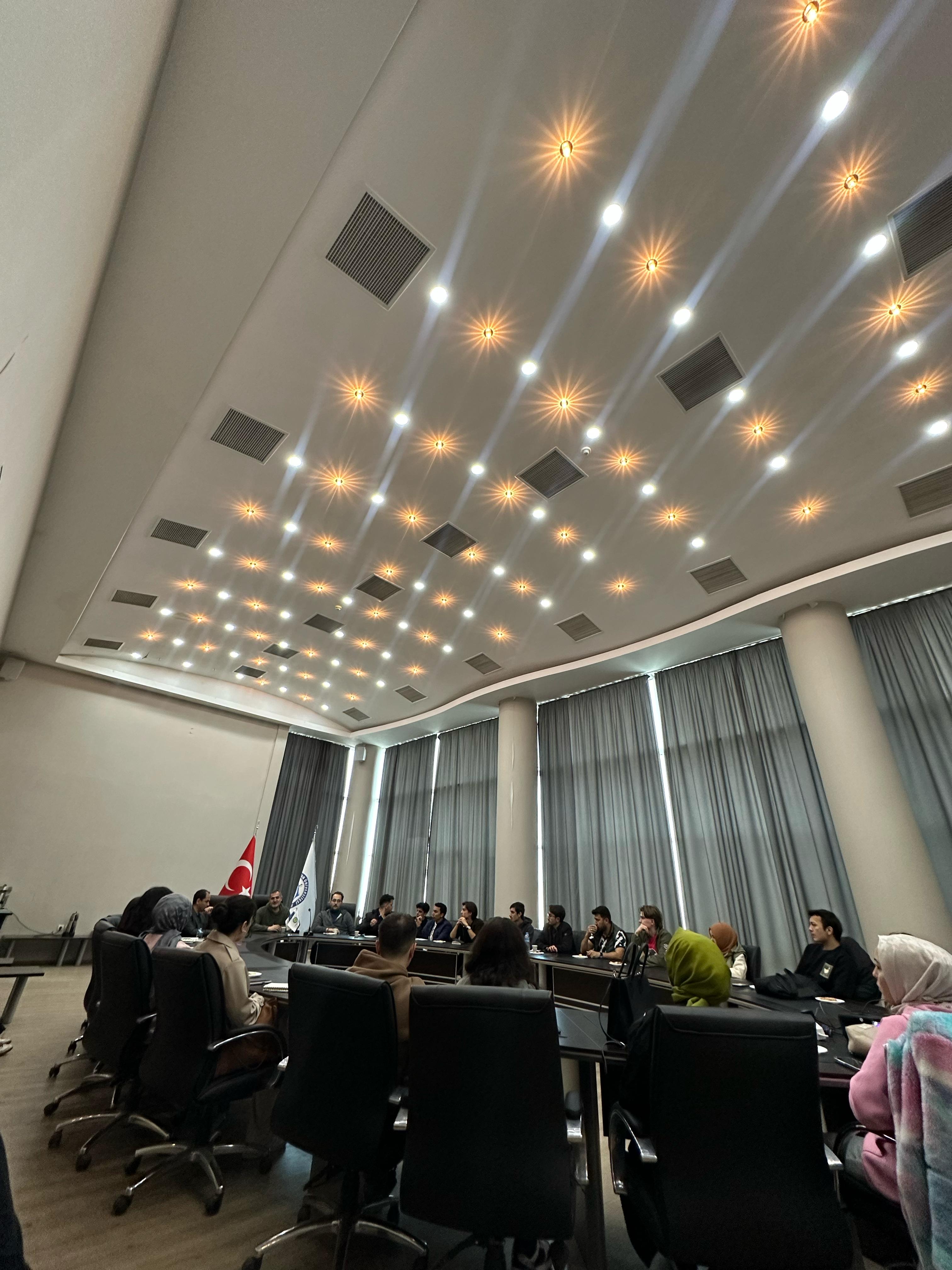 Bölümümüzden Erasmus Öğrenim Hareketliliğine Seçilen Öğrenciler İçin Bilgilendirme Toplantısına Katılım...